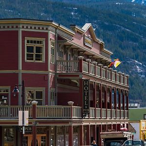 Kaslo Hotel